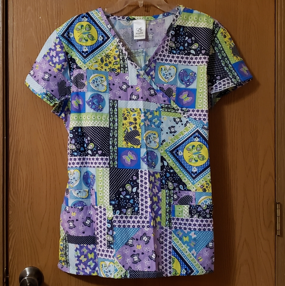 Womens B Scrubs Top